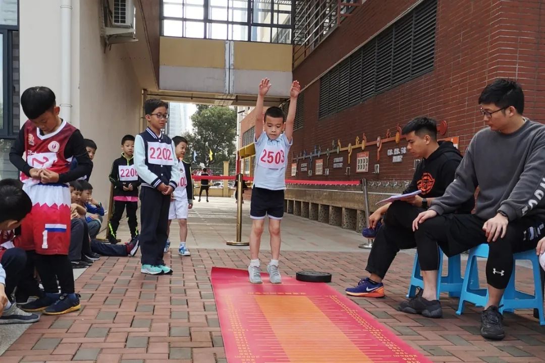 飞翼展翅,逐浪扬帆——记温大附小第五届运动会 飞翼展翅,逐浪扬帆——记温大附小第五届运动会