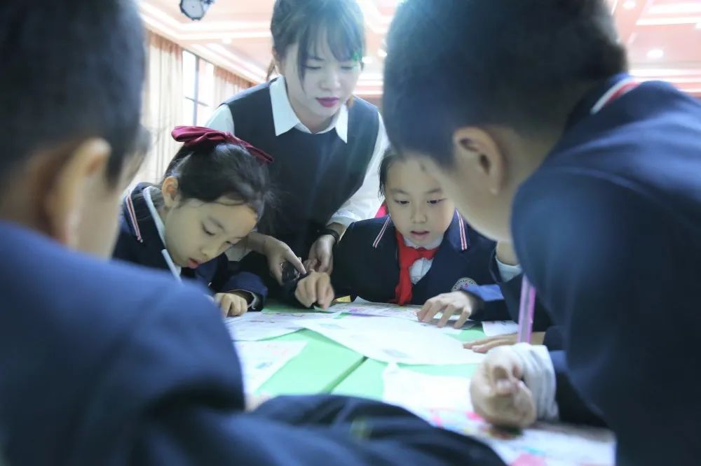 综合视野，专精实践 —— 记基于小学语文学科素养下的项目化学习实践与研究活动