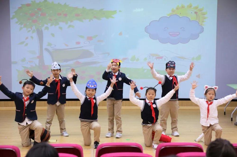 综合视野，专精实践 —— 记基于小学语文学科素养下的项目化学习实践与研究活动