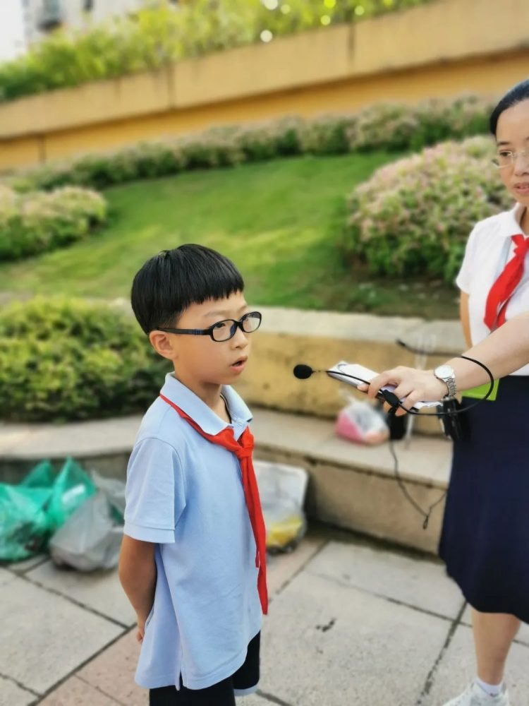 成长路上 有爱同行—— 小π队国庆公益系列活动 成长路上 有爱同行—— 小π队国庆公益系列活动