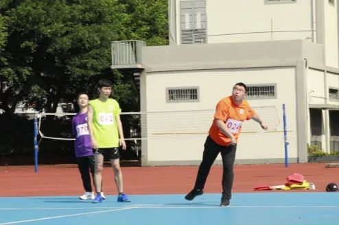 爸妈齐努力,成长更给力 爸妈齐努力,成长更给力