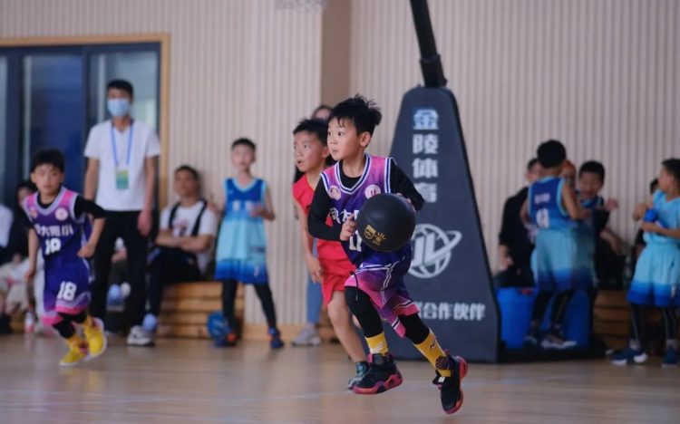 喜报｜我校篮球队荣膺温州市小学生篮球赛男子U10组三连冠