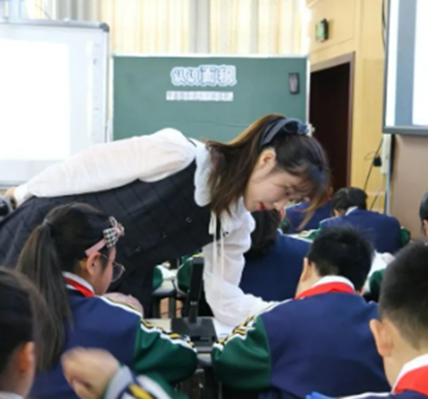 鹿城区小学数学“绿色耕耘”送培苍南活动